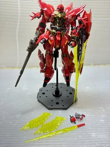 RG 기동전사 건담 UC 1/144 MSN-06S 시난주 완성품