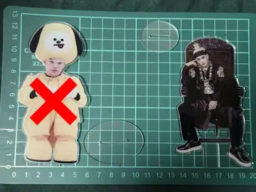 BTS SUGA 윤기 아크릴 스탠드 2개 세트