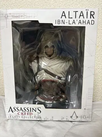 어쌔신 크리드 흉상 피규어 (알테어)
