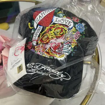찬미나 x EdHardy 캡