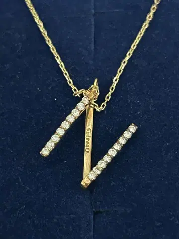 새상품급 SoireeO N 컬렉션 10K 다이아 목걸이