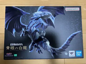 S.H.MonsterArts 푸른 눈의 백룡 블루아이즈 화이트 드래곤