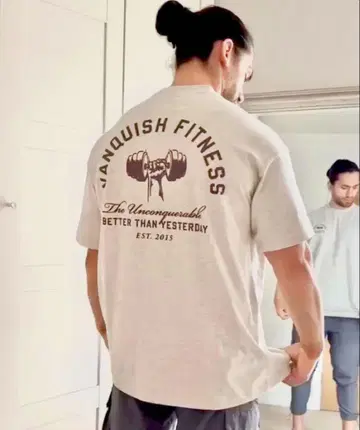 뱅퀴시 오버 사이즈 셔츠 s 사이즈