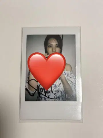 사라쿠 이오리 친필 사인 폴라로이드