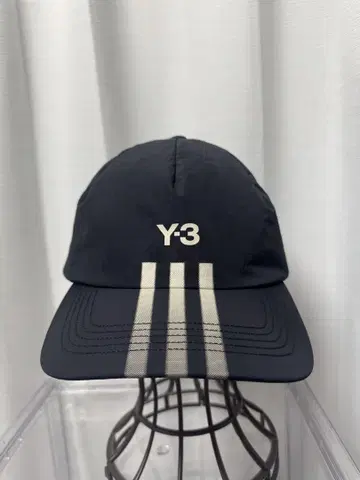 Y-3 캡