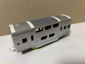 [ 프라레일 ] 211 및 E233계 중간차 그린차 더블데커 무도색 개조