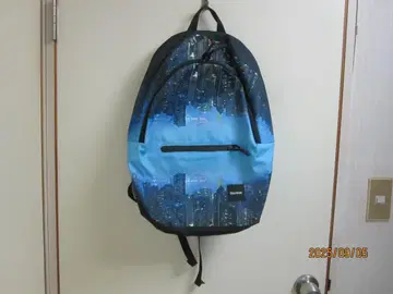 리복 도시 야경 디자인 백팩