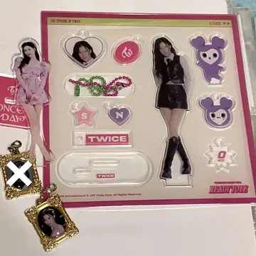 TWICE 사나 아크릴 스탠드 키참