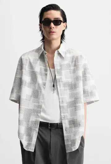 ZARA 추상 프린트 시어서커 셔츠