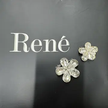 Rene 크리스탈 플라워 브로치 2개 세트