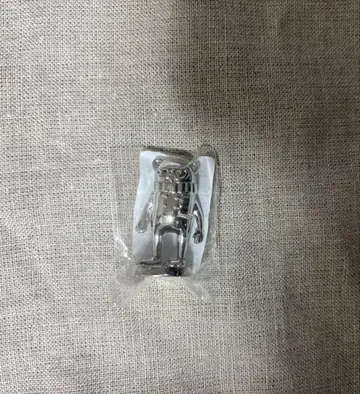 요네즈 켄시 메탈 피규어 실버 곰