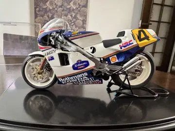 타미야 1/12 혼다 NSR500R w 가드너