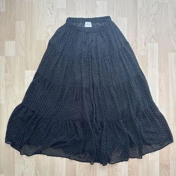 UNITED ARROWS 쉬폰 도트 티어드 플레어 스커트