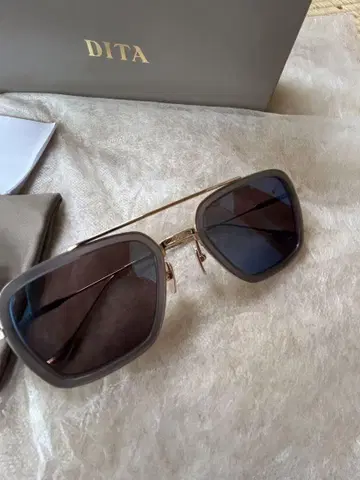DITA Flight006