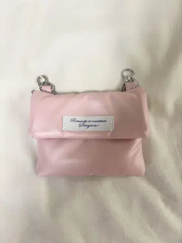 smyeon 체인 컴팩트 립 파우치 핑크