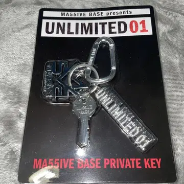 MA55IVE BASE UNLIMITED 01 키링