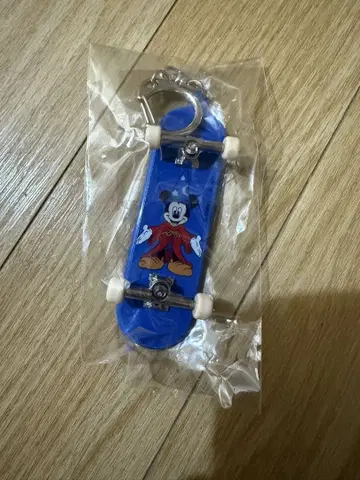 미키 판타지아 스케이트보드형 키링