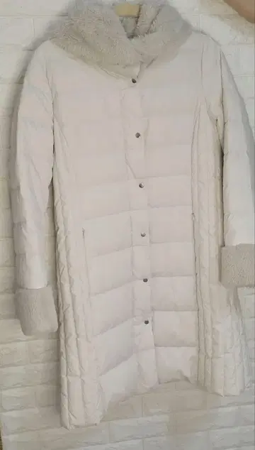 화이트 롱 다운 자켓 M