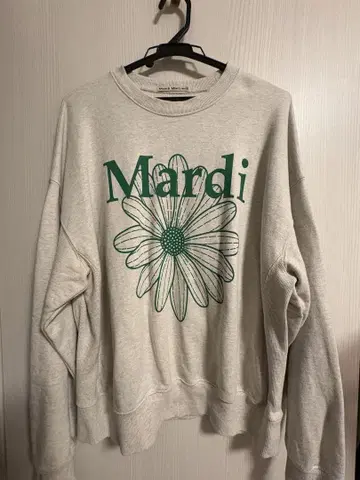 Mardi 꽃무늬 프린트 맨투맨