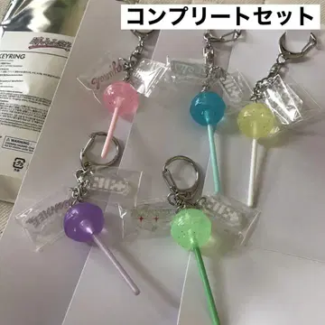 ILLIT 시간아 멈춰라 popup 한정품 사탕 KEYRING 컴프