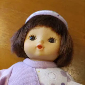 보라색 파자마 인형