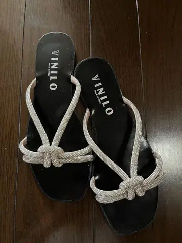 비니로 키라노트 샌들 노리즈 실버 (클리어)