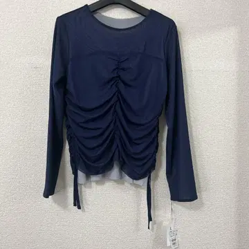 미사용 야마다야 라디에이트 네이비 개더 긴팔 상의