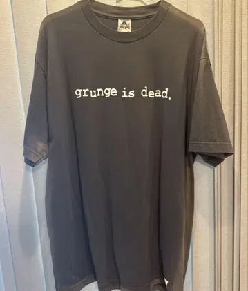 [ 빈티지 ] grunge is dead. T 셔츠 [ 얼룩 있음 ]
