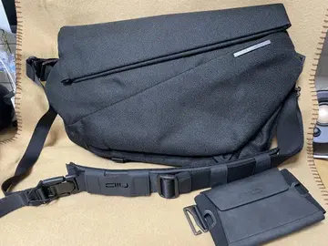 NIID Radiant Mega Sling