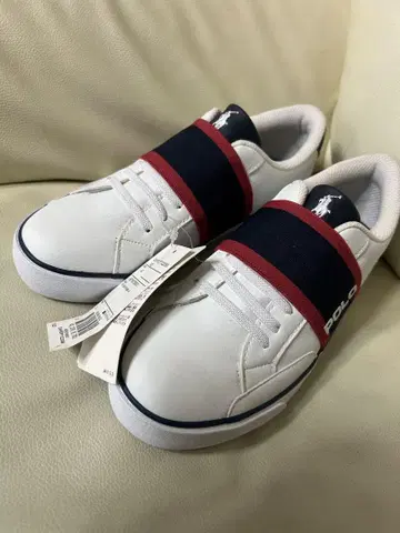 [새상품] 랄프 로렌 신발 스니커즈 23.5cm