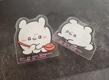 러브이즈 스못피 아크릴 배지