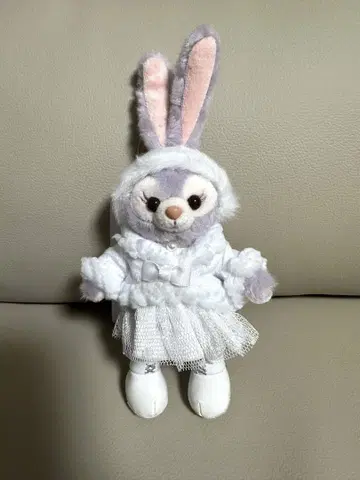 디즈니 스텔라 루 인형 배지