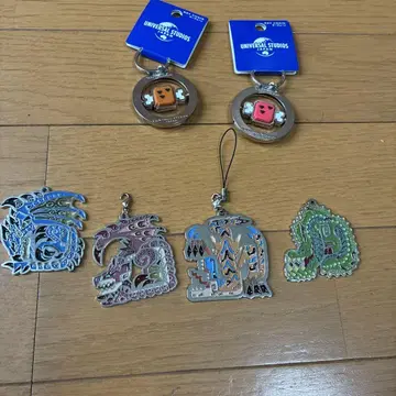 USJ 몬스터 헌터 키링 2개 세트 & 몬헌 아이콘 스테인드