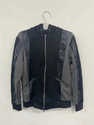 5351 POUR LES HOMMES 스트레치 스웨이드 지퍼 후드티