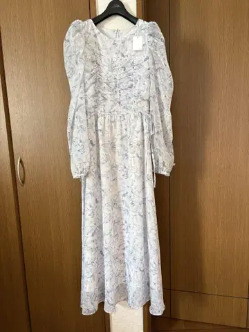 택 포함 새상품 꽃무늬 긴팔 롱 원피스
