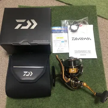 다이와 22 토너먼트 ISO 3000XH-LBD