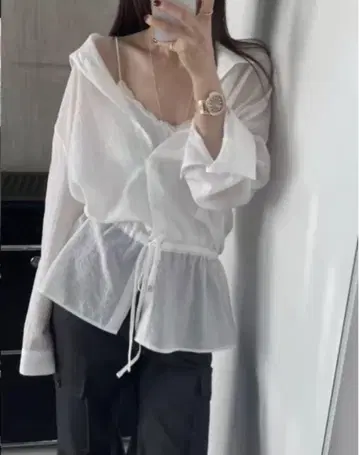 FLOWER 후드 부착 화이트 셔츠