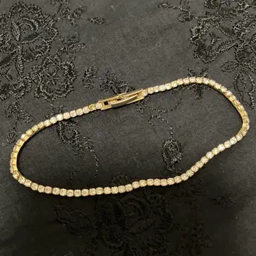 골드 컬러 크리스탈 스톤 팔찌