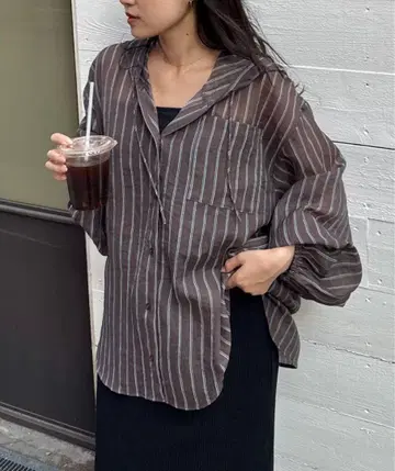 차오패닉 티피 후드 부착 시어 셔츠
