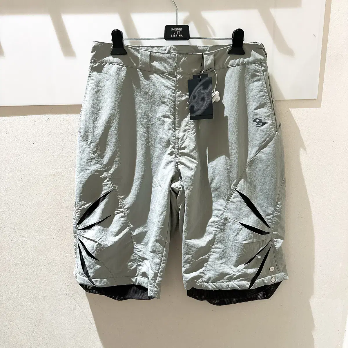 SAN SAN GEAR | 산산기어 Sansan Gear Cut Off Mesh Shorts Gray size1