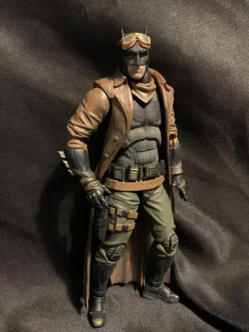 MAFEX 나이트메어 배트맨 본체만, 부속품 결품