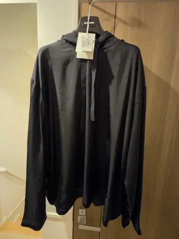 JIL SANDER 자수 오버 팝 후드티 Black