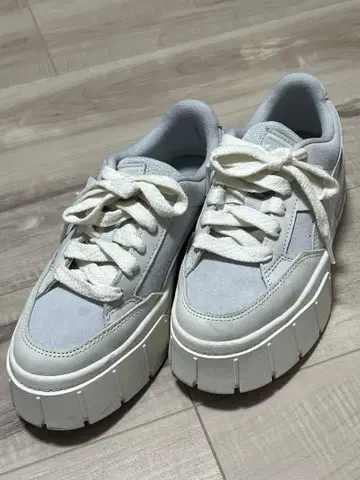 PUMA 메이즈 스택 셀러브 22.5cm