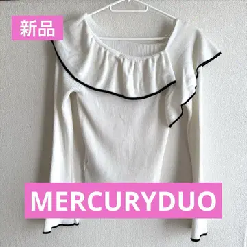 택 포함 새상품 MERCURYDUO 프릴 장식 화이트 니트 프리 사이즈