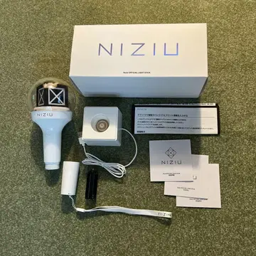 NiziU 응원봉