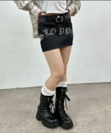큐빅 마이크로 스커트
