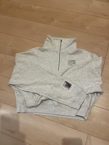 Ludas Half Zip Art Sweatshirt / M size
