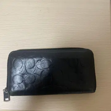 블랙 가죽 장지갑 엠보싱 로고