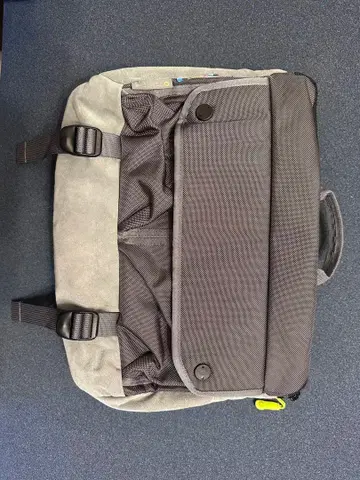 multee project x DSPTCH 숄더백