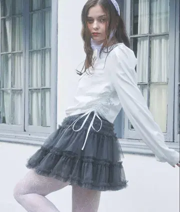 Lovilyn 티어드 튤 미니 스커트 차콜 그레이 S